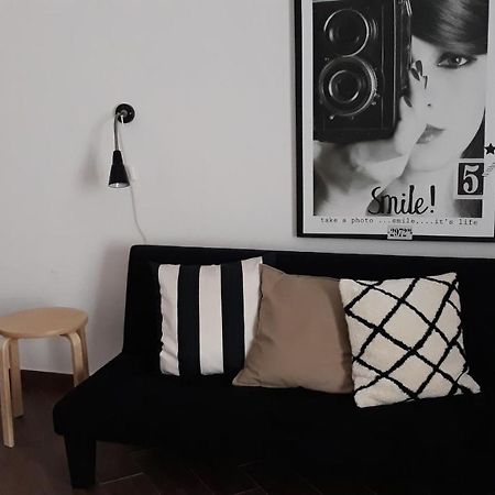 Pirtuso Del Porto Apartment Palermo Exterior photo