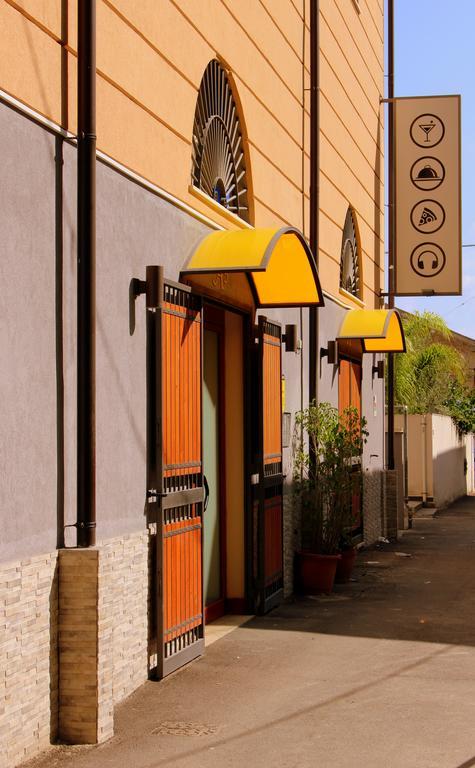 Pirtuso Del Porto Apartment Palermo Exterior photo