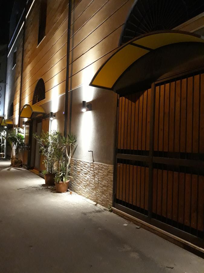 Pirtuso Del Porto Apartment Palermo Exterior photo