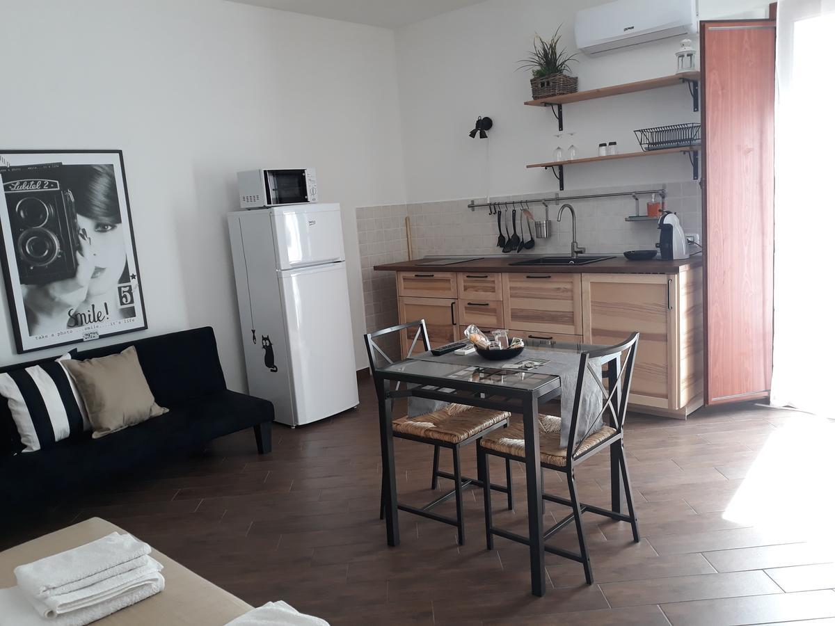 Pirtuso Del Porto Apartment Palermo Exterior photo