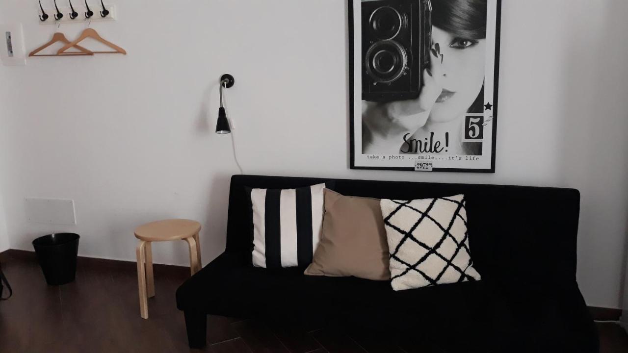 Pirtuso Del Porto Apartment Palermo Exterior photo